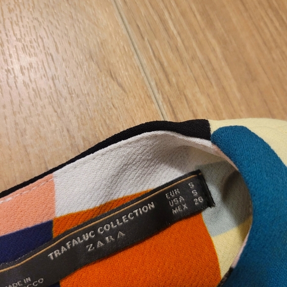 Zara sleeveless jumpsuit - Picture 3 of 3